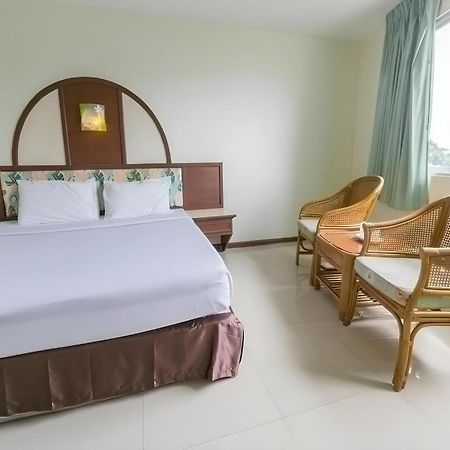 סונגקלה Lake Inn Hotel מראה חיצוני תמונה