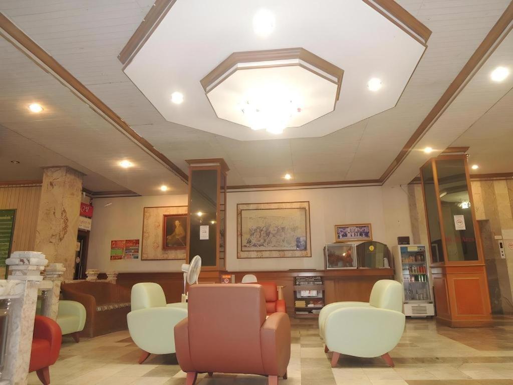 סונגקלה Lake Inn Hotel מראה חיצוני תמונה
