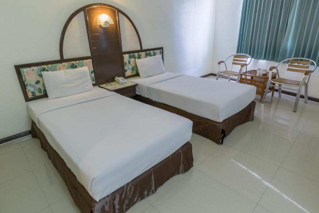 סונגקלה Lake Inn Hotel מראה חיצוני תמונה